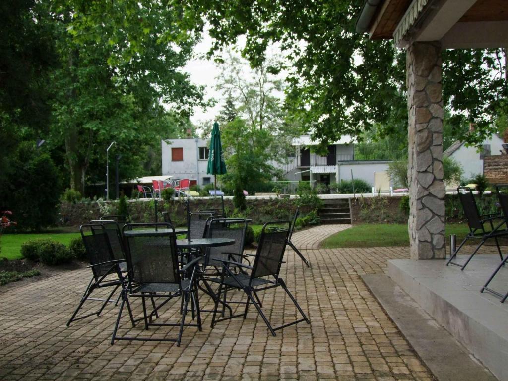 Hotel Platan Zamardi Exterior photo
