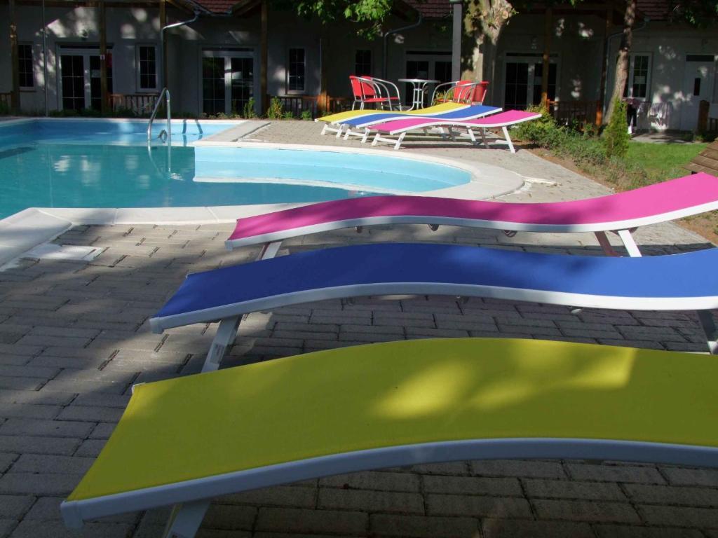 Hotel Platan Zamardi Exterior photo